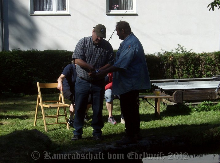 HPIM6826.jpg - das Duell der Obmaenner